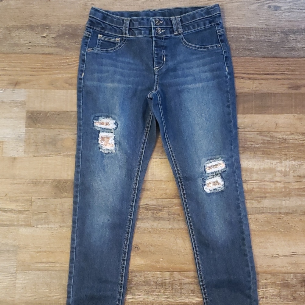 So girls jeans size 16